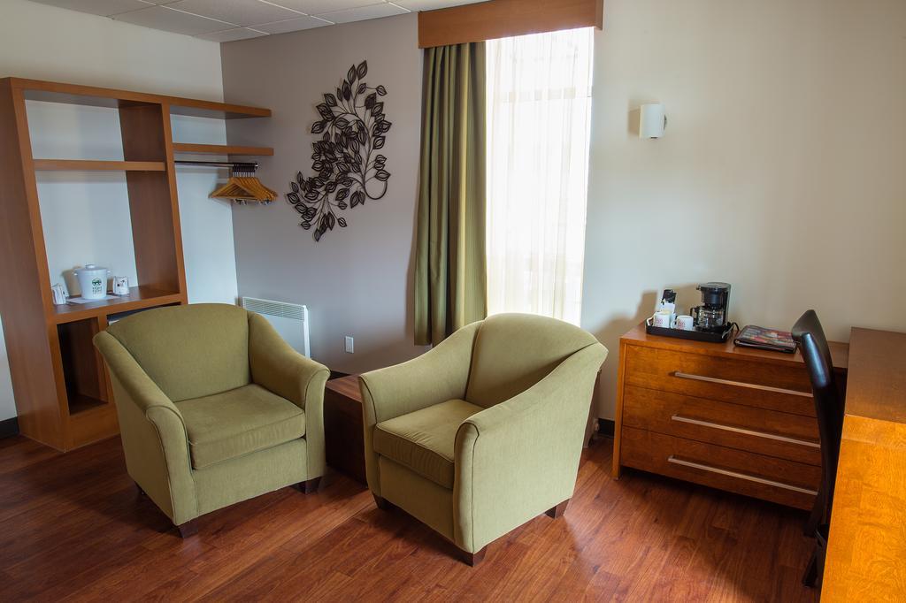 Hotel Du Fjord Saguenay Bilik gambar